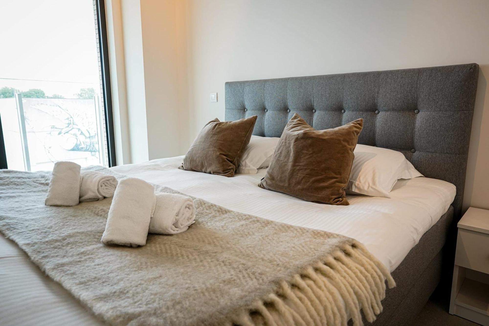 Huswell - Beautiful Apartment With Communal Pool And Gym Ostende Extérieur photo