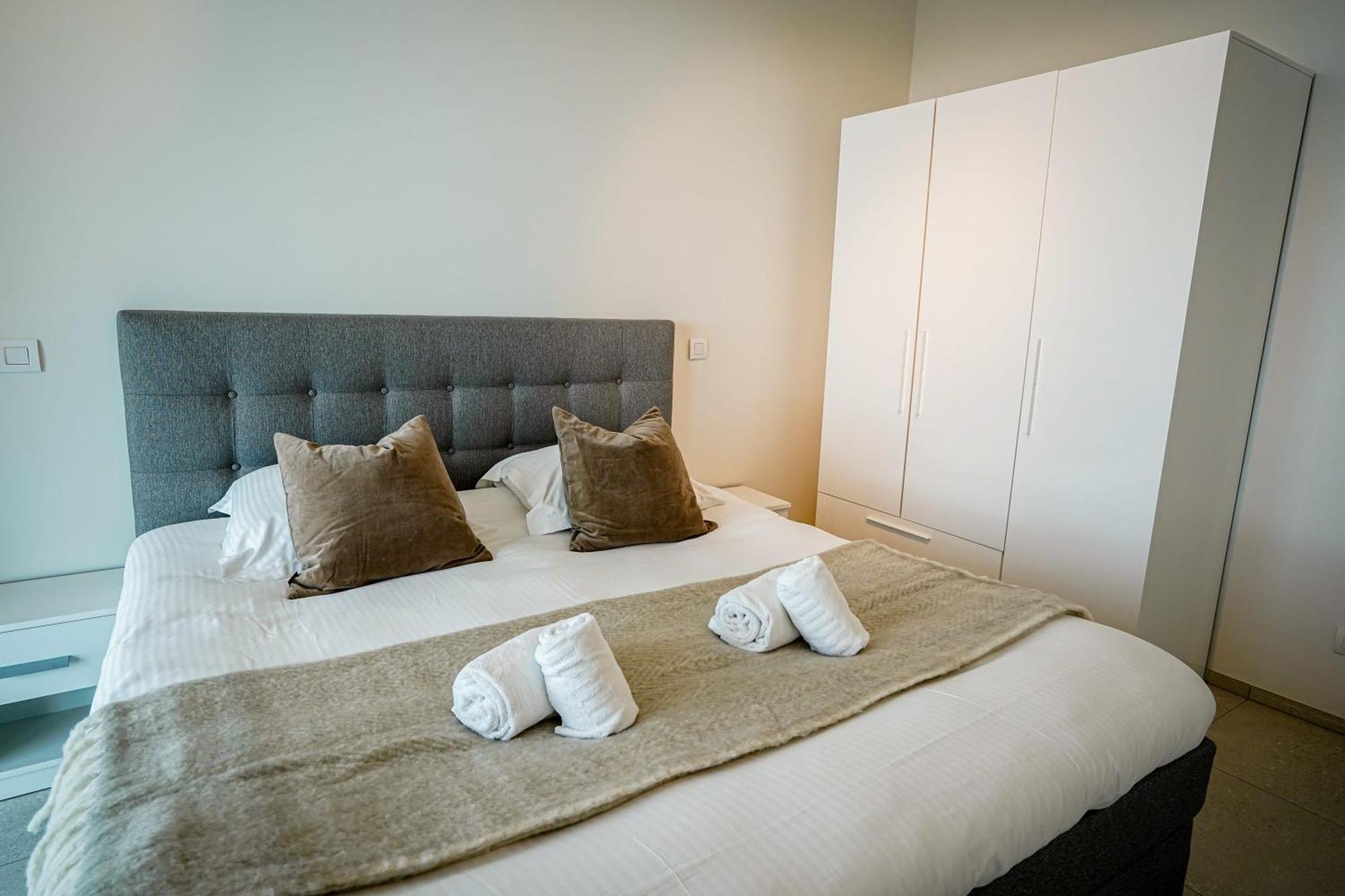 Huswell - Beautiful Apartment With Communal Pool And Gym Ostende Extérieur photo