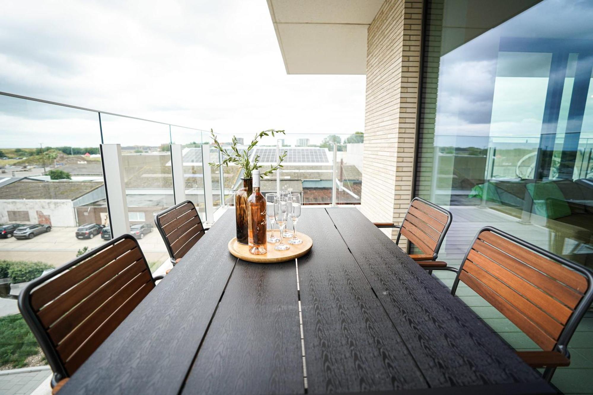 Huswell - Beautiful Apartment With Communal Pool And Gym Ostende Extérieur photo